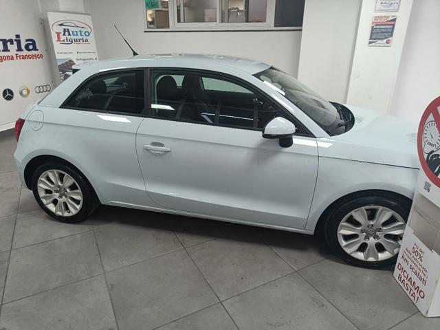 AUDI A1 1.6 TDI 105 CV Attraction