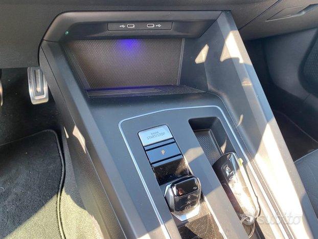 VOLKSWAGEN Golf 1.5 eTSI 150 CV DSG GOAL