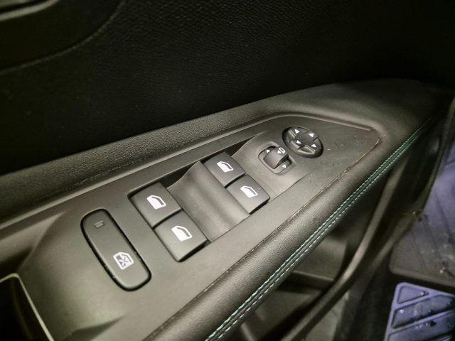 PEUGEOT 3008 PureTech Turbo 130 S&S Allure Pack N1 Autocarro