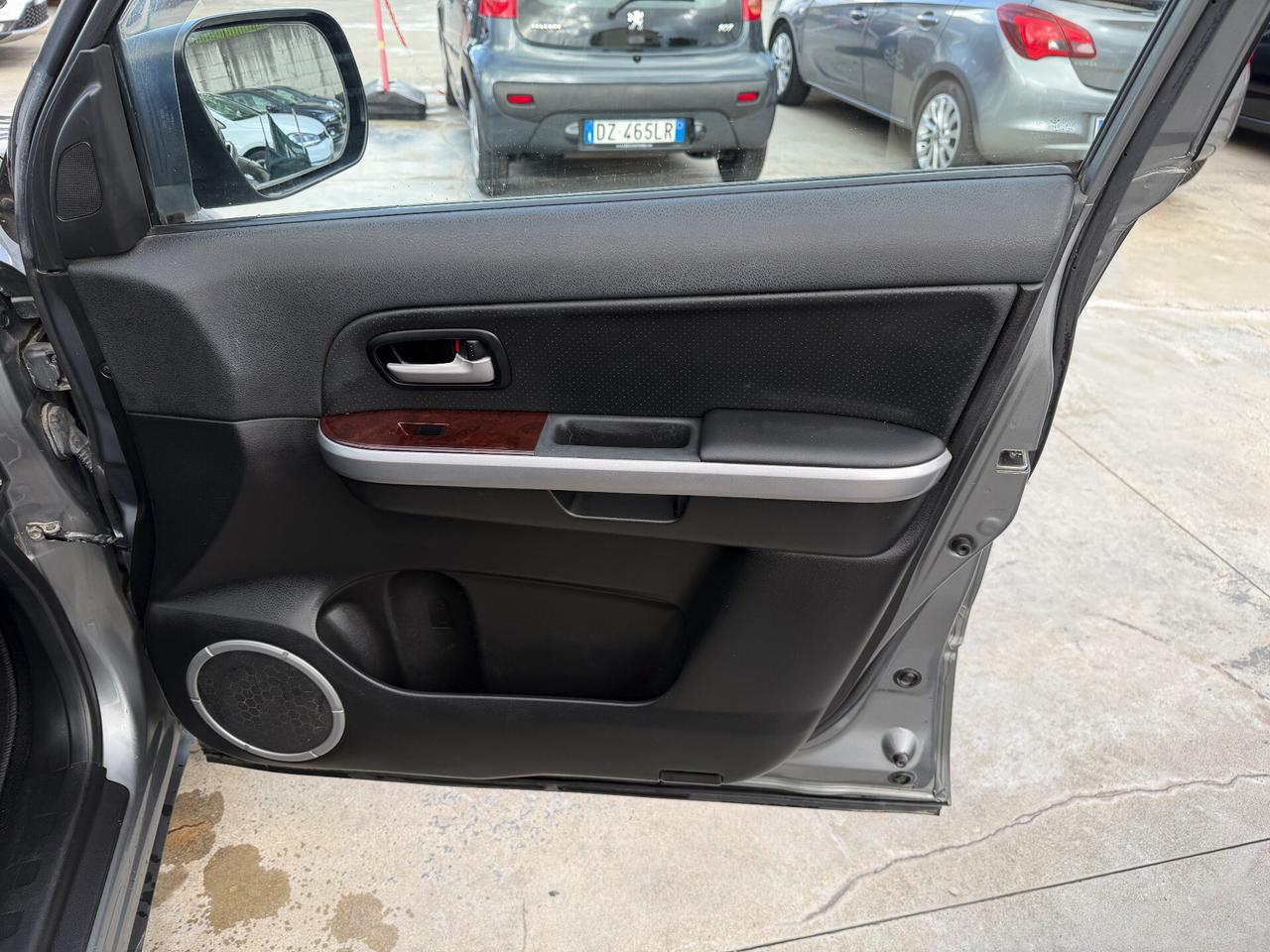 Suzuki Grand Vitara 1.9 DDiS 5 porte