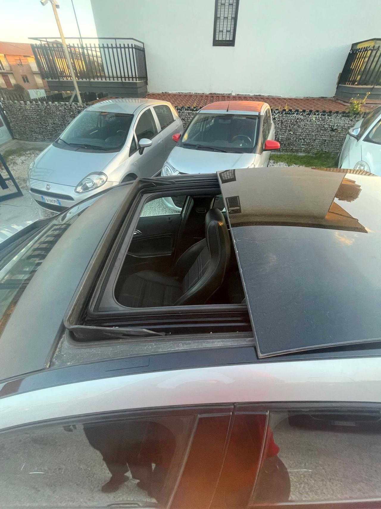 Mercedes-benz A 180 DARK NIGHT EDITION