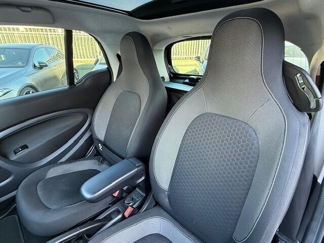 Smart ForTwo Turbo 90CV BRABUS Style