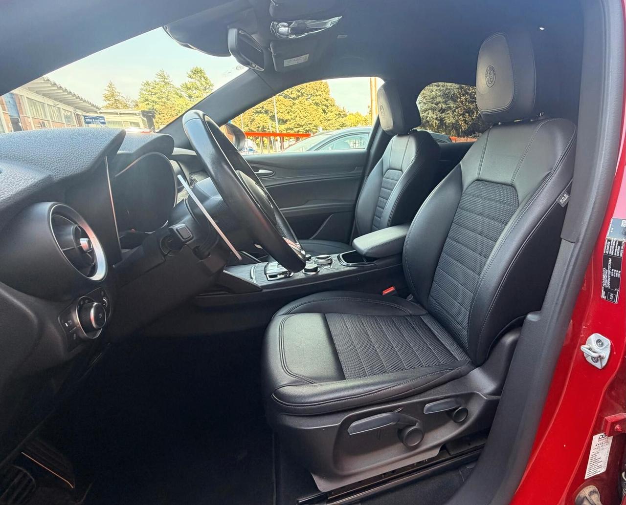 Alfa Romeo Stelvio 2.2 Turbodiesel 210 CV AT8 Q4 Competizione