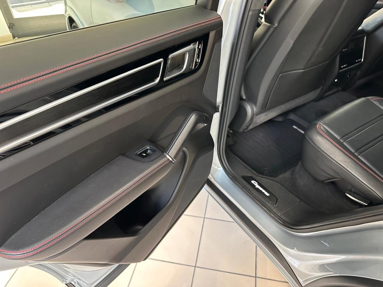 Porsche Cayenne Coupé 4.0 GTS