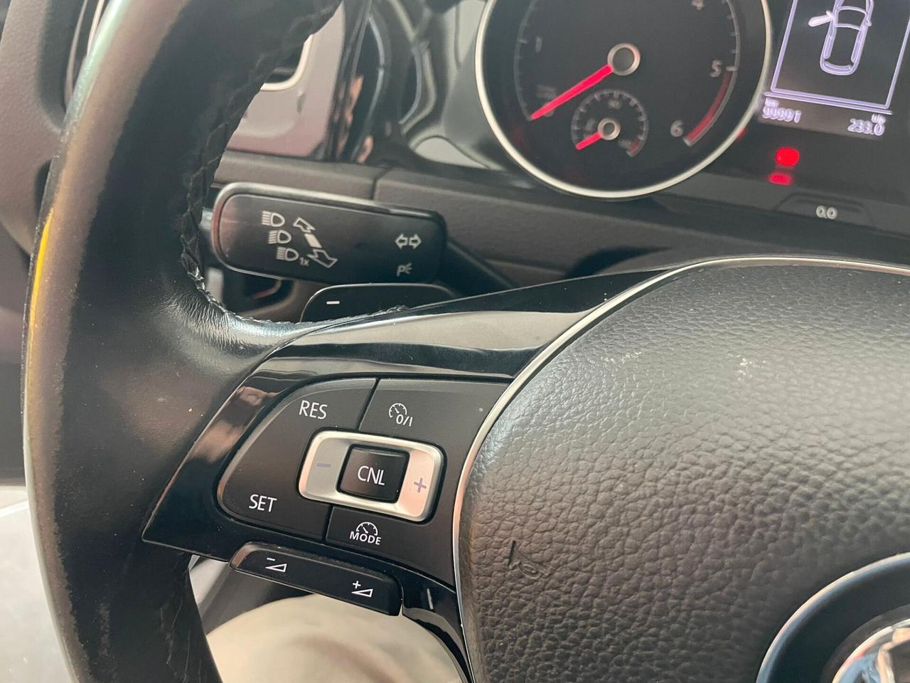 VOLKSWAGEN GOLF 7.5 1.6Tdi DSG SOUND EDITION