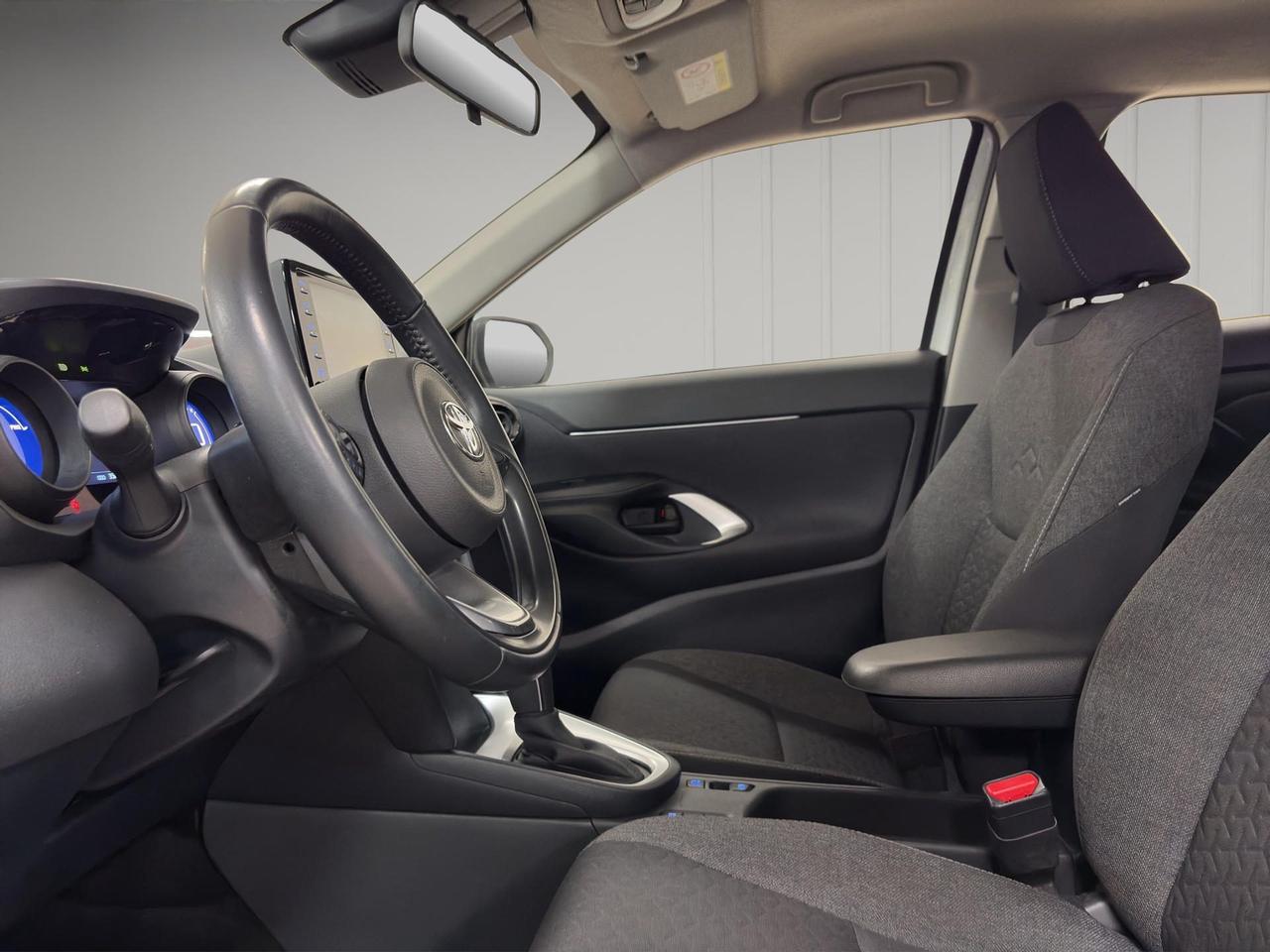 Toyota Yaris Cross 1.5h Active fwd 116cv e-cvt