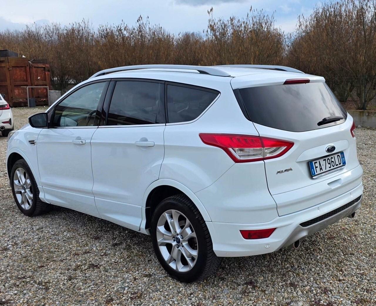 Ford Kuga 2.0 TDCI 180 CV S&S 4WD Powershift Titanium X