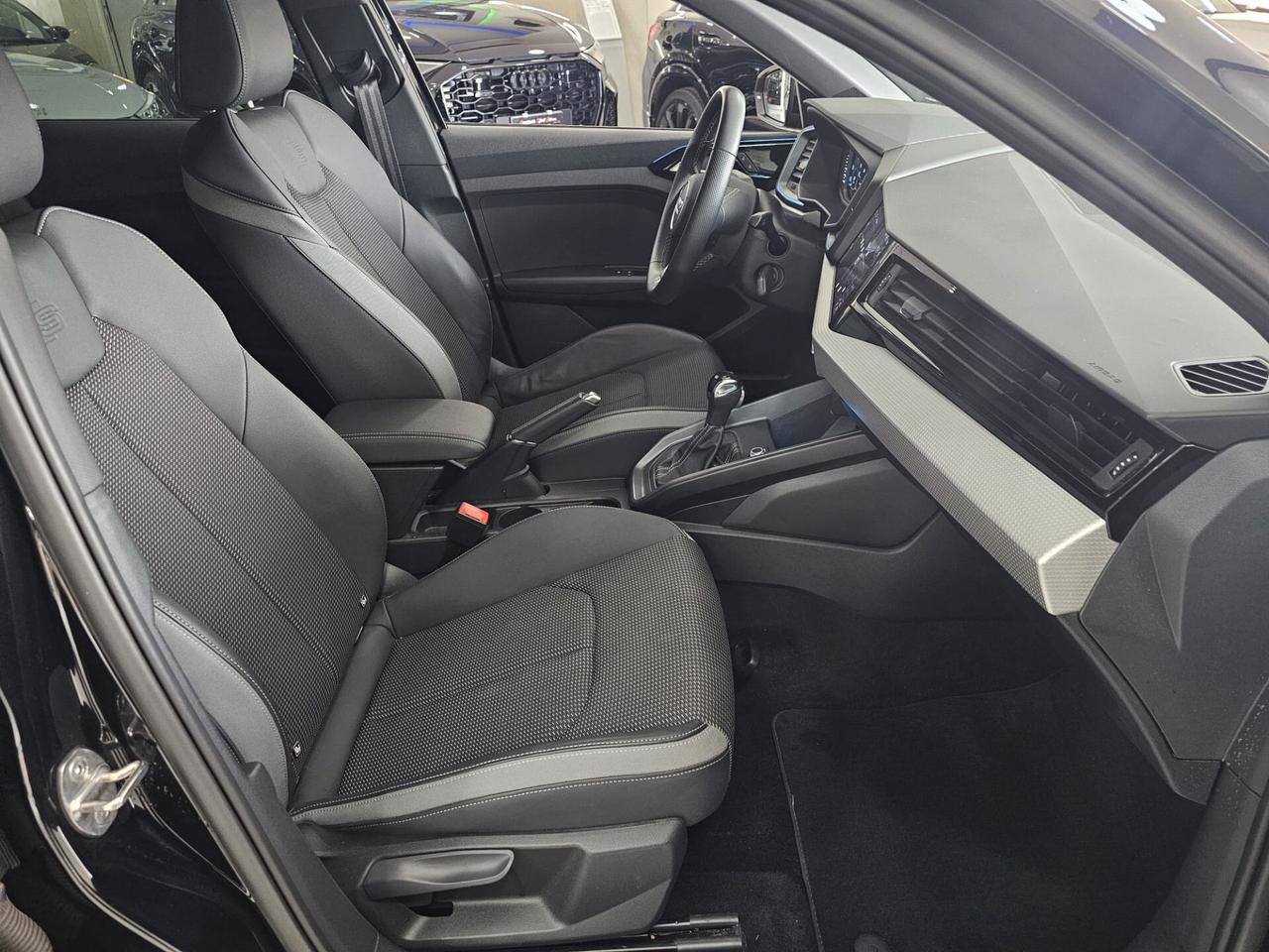 NUOVA AUDI A1 SPORTBACK S-LINE BLACK LINE 25 TFSI 95CV S-TRONIC