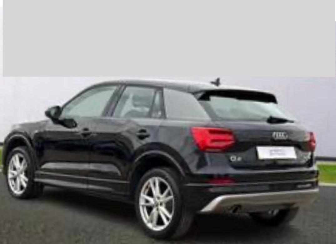 Audi Q2 30 TFSI S line Edition-Rata da 200 € al mese