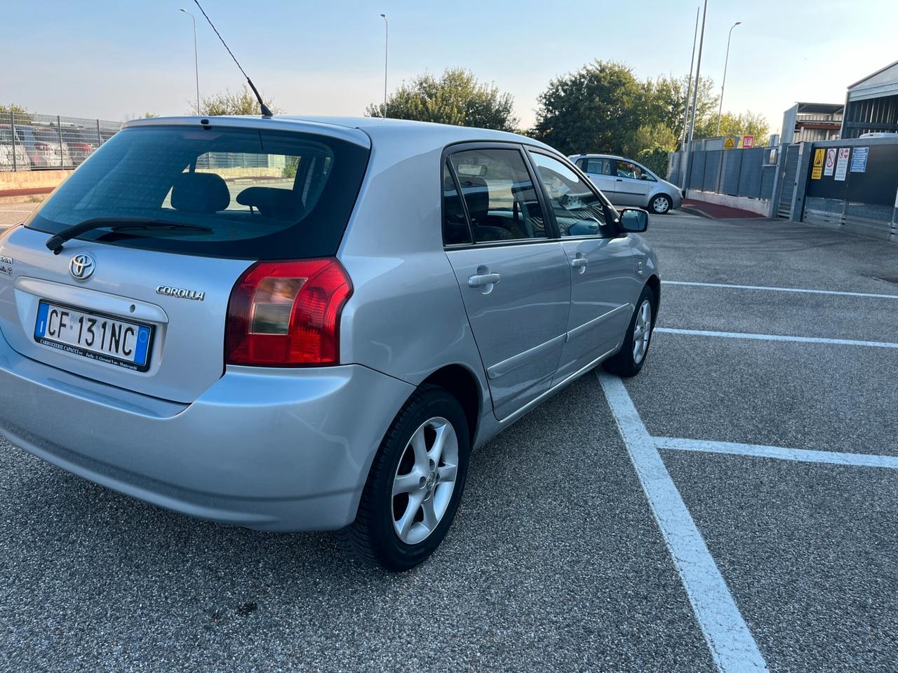 Toyota Corolla 1.6 16V 5 porte AUTOMATICA, TUTTA TAGLIANDATA TOYOTA