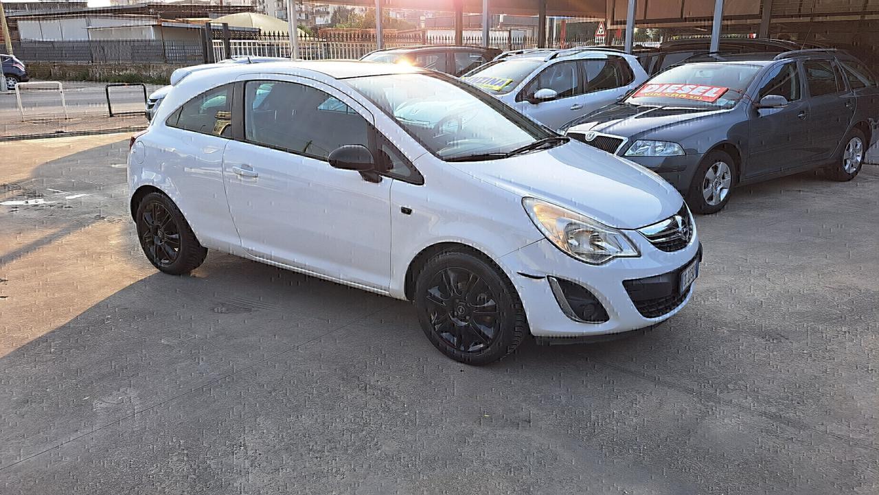 Opel Corsa 1.2 Benzina B-Color 3 Porte