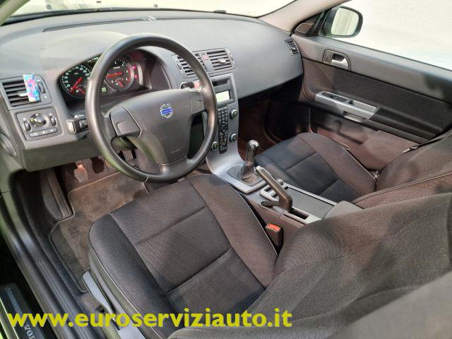 VOLVO V50 D2 POLAR