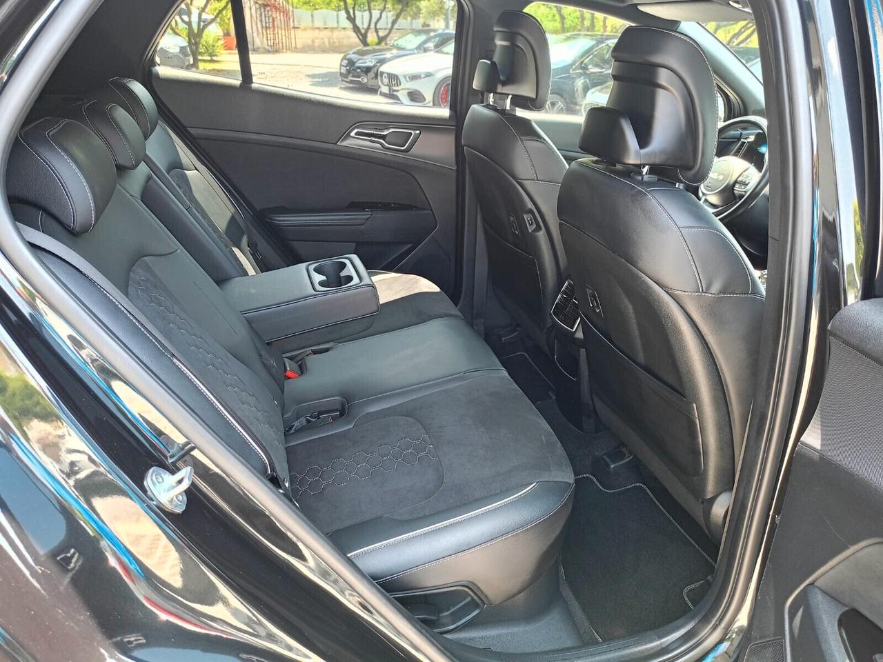 Kia Sportage 1.6 TGDi HEV AT GT-line Plus