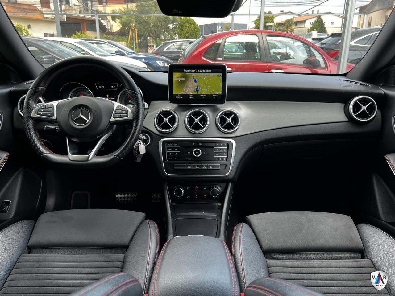 Mercedes-benz CLA 220 d Automatic Premium Dark Night
