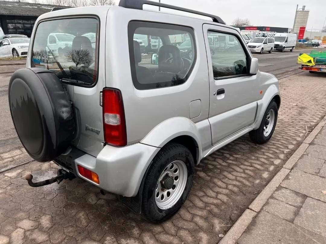 Suzuki Jimny 1.3i 16V cat 4WD JLX