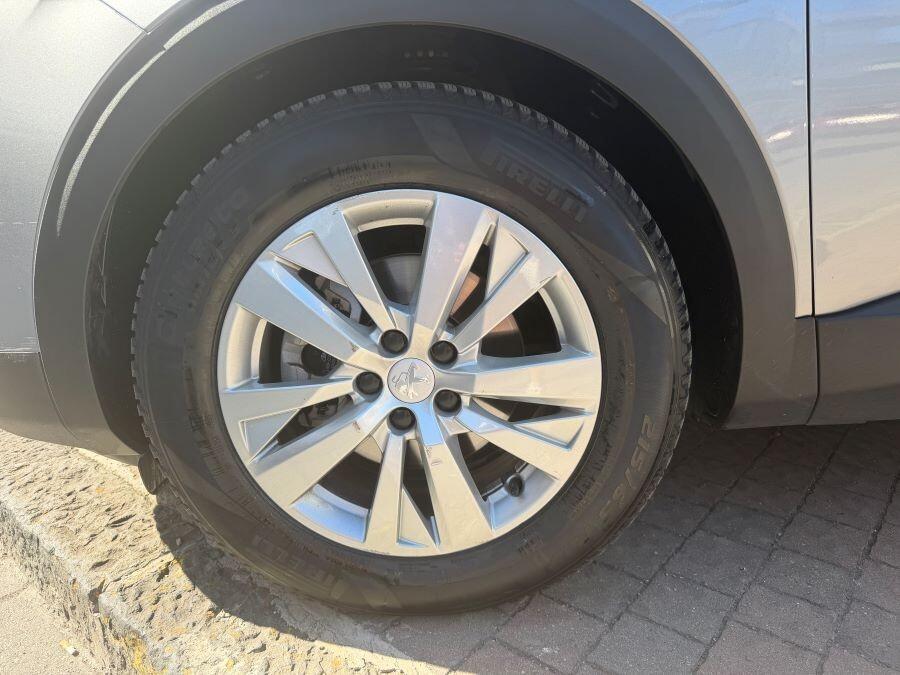 PEUGEOT 3008 1.5 HDI AUTOM 130 BUSINESS CERTIFICAT