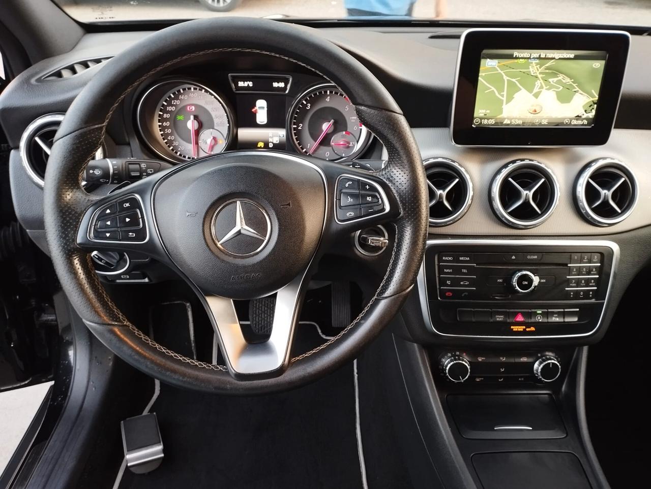 Mercedes-benz GLA 200 GLA 200 d Automatic Premium