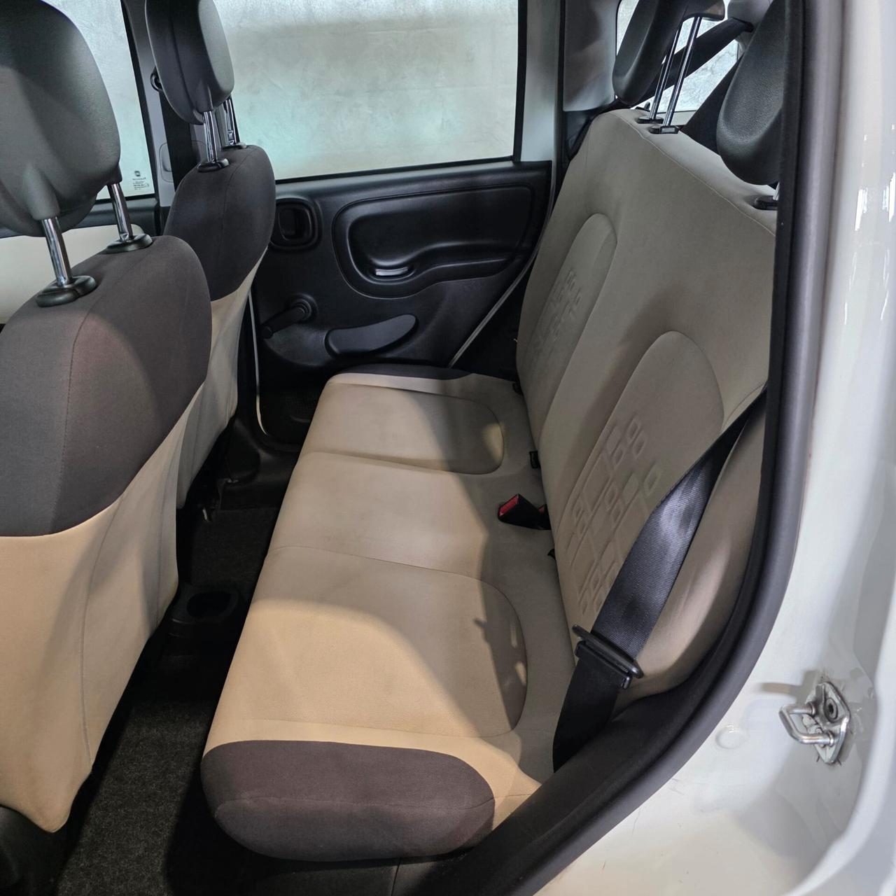 Fiat Panda 1.2 BENZINA NEOPATENTATI