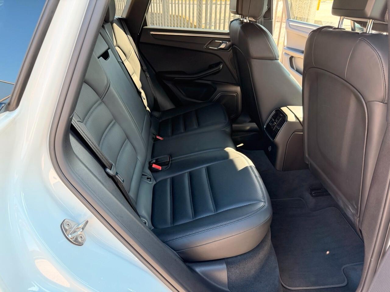 Porsche Macan 2.0 245cv pdk