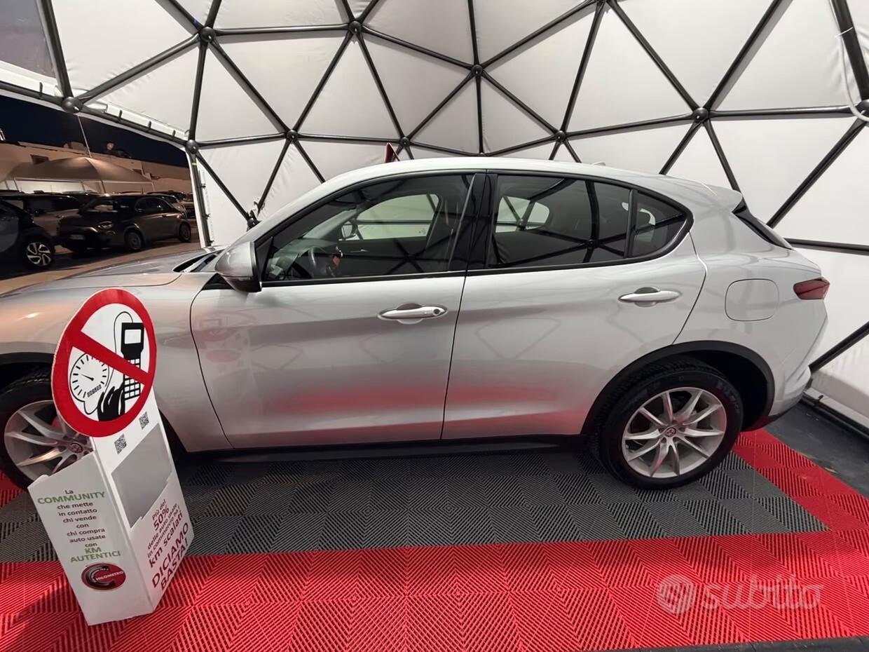Alfa Romeo Stelvio 2.2 Turbodiesel 210 CV AT8 Q4 Business
