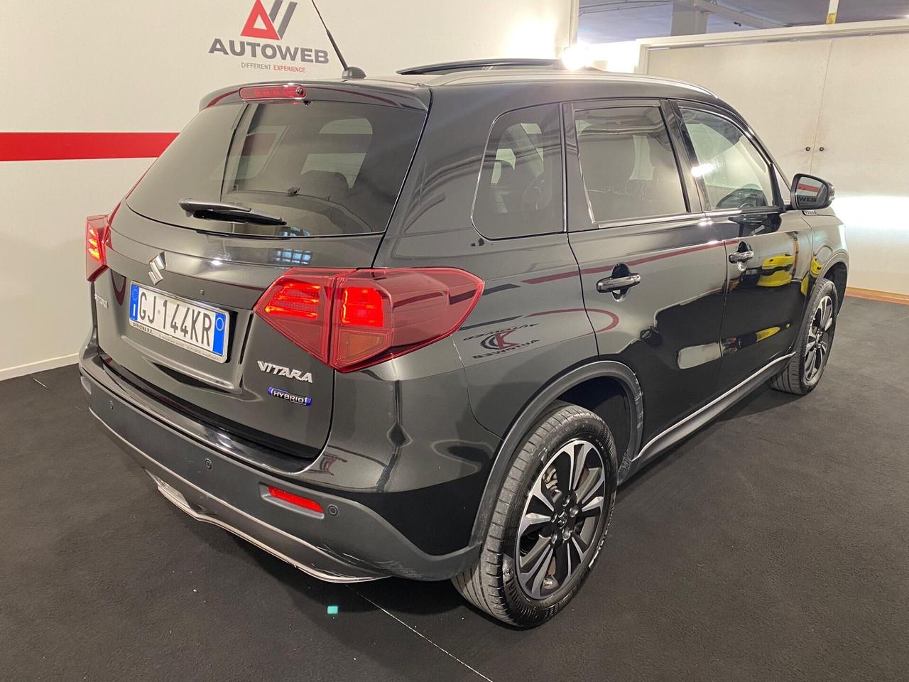 Suzuki Vitara 1.5 Hybrid A/T Starview