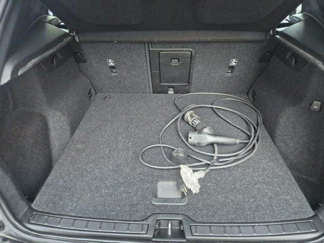 VOLVO XC40 T5 Recharge Plug-in Hybrid R-design