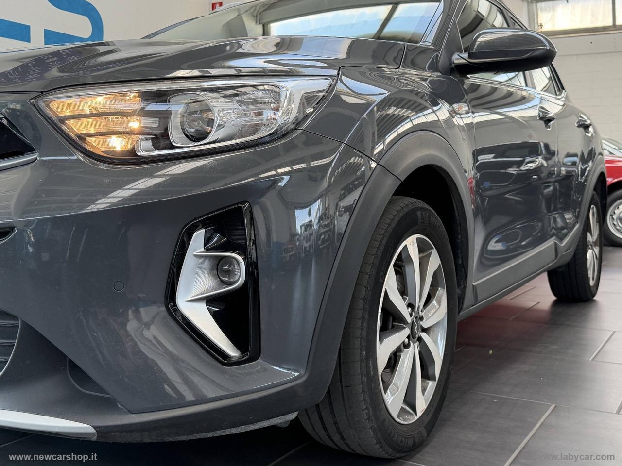 KIA Stonic 1.0 T-GDi 100 CV MHEV iMT Style NEOPATENTATI