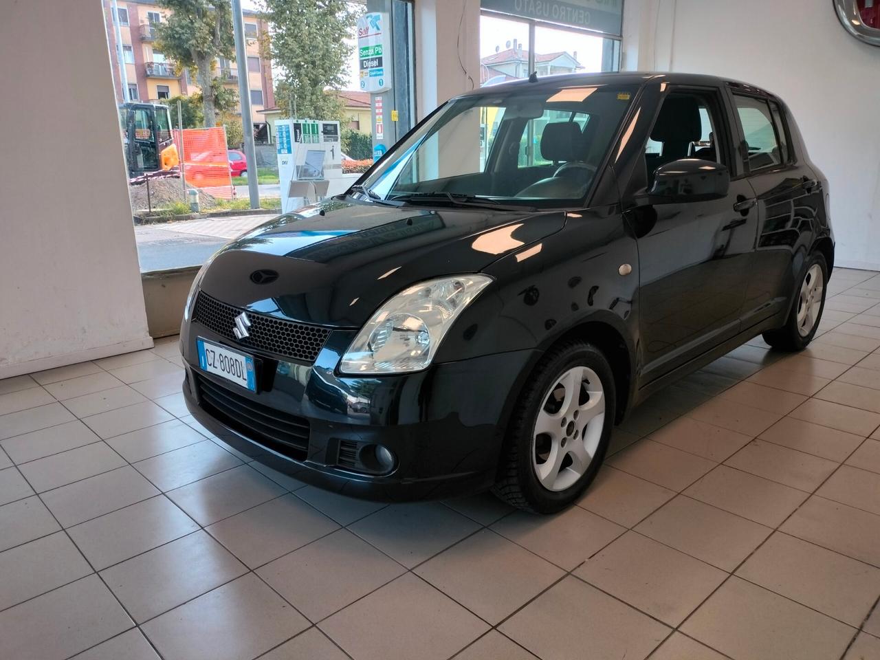 Suzuki Swift 1.3 DDiS 5p. GL