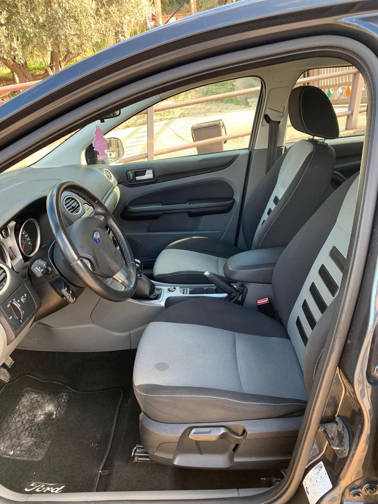 Ford Focus 1.6 TDCi (110CV) SW Tit. DPF