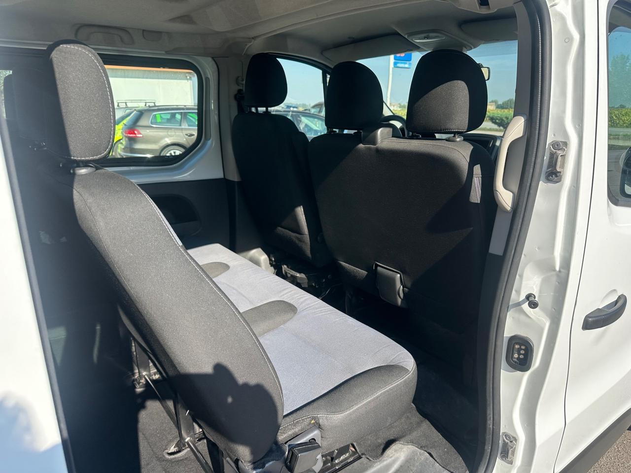Opel Vivaro 16 Biturbo 9 posti Possibile Permuta