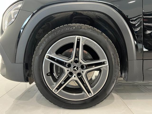 MERCEDES-BENZ GLB 200 Automatic Premium