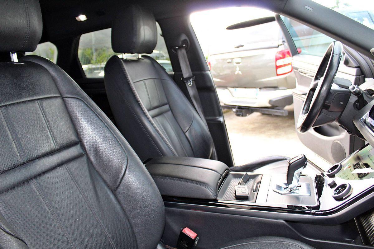 LAND ROVER - Range Rover Evoque - RR Evoque 2.0 TD4 150 CV5p. SE