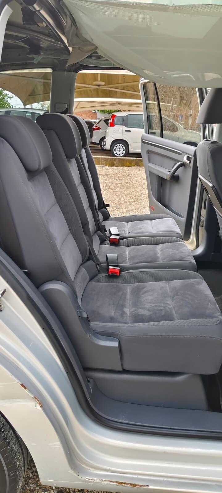 Volkswagen Touran 2.0 TDI 140 CV Highline