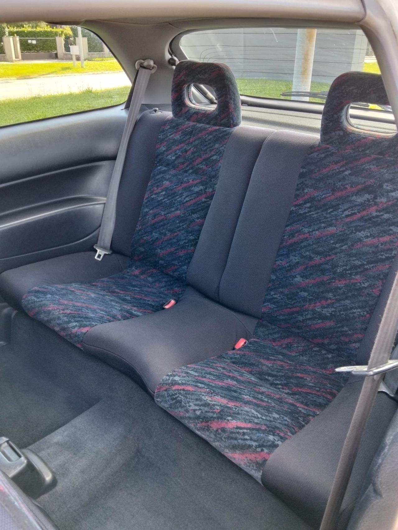 Honda Civic Coupé 1.6 16V V-TEC 160Cv EK4 Limited Edition