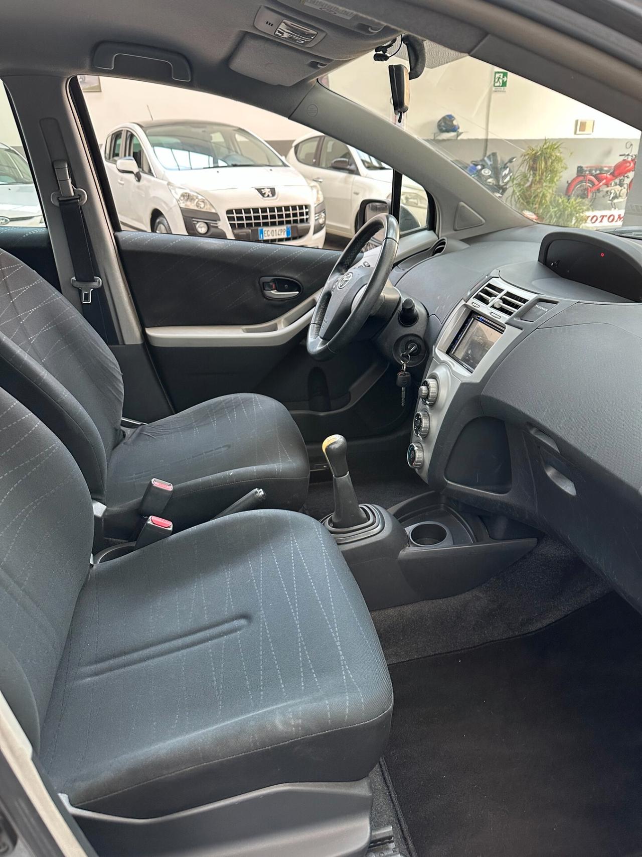 Toyota Yaris 1.3 Benz, Euro 4, si neop, ott condiz, garanz