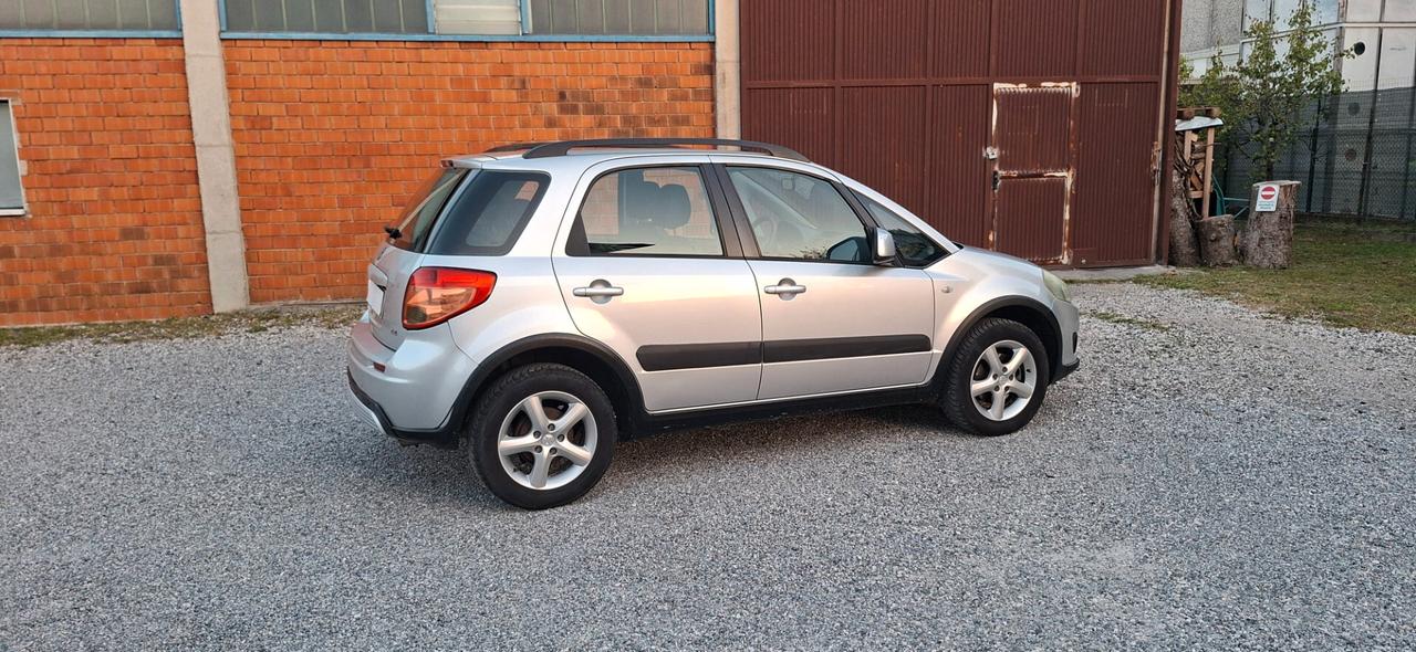 SUZUKI SX4 1.6 4X4 CON BLOCCO FULL OPTIONAL