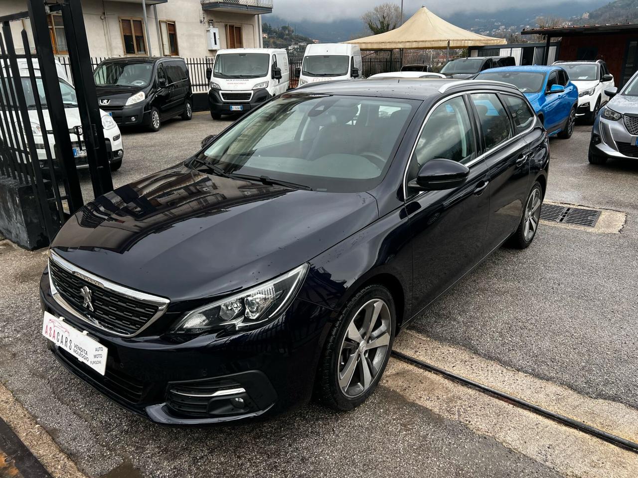 Peugeot 308 BlueHDi 120 S&S EAT6 Allure