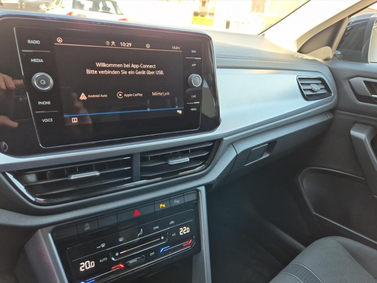 Volkswagen T-Roc 1.0 tsi life 110cv