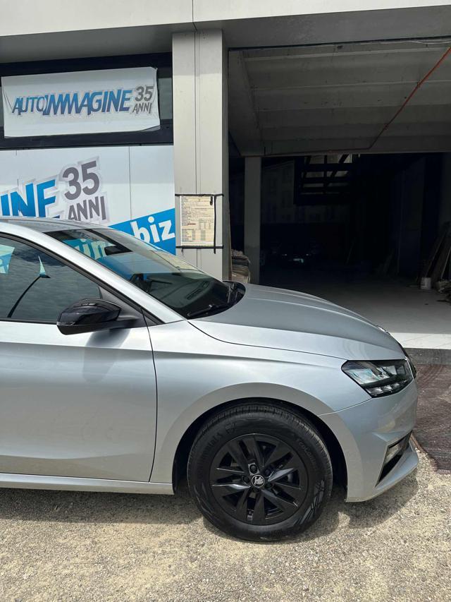 SKODA Fabia 1.0 MPI 80 CV Young Edition