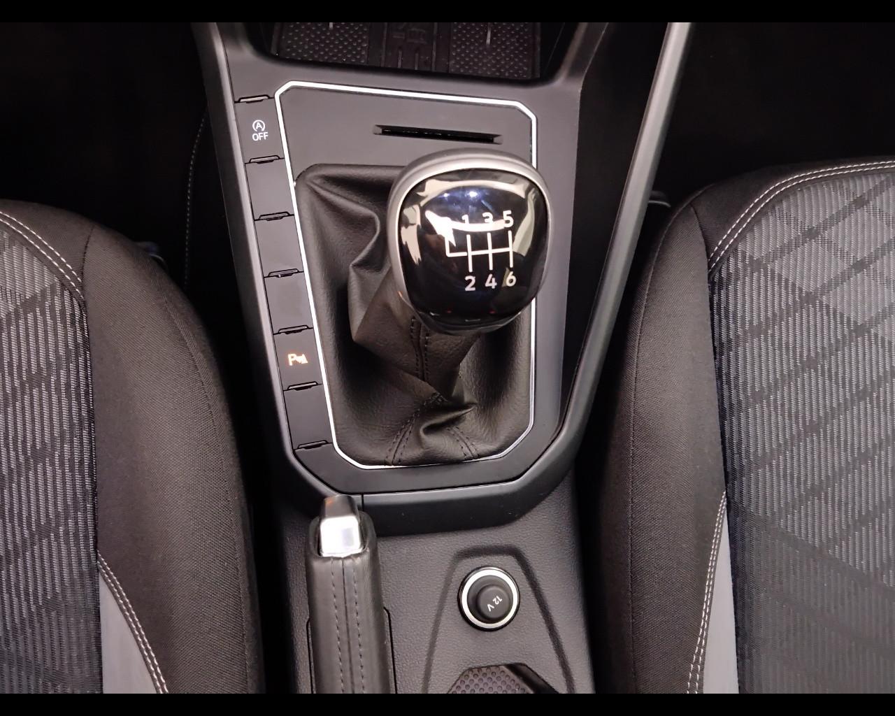 VOLKSWAGEN Taigo - Taigo 1.0 tsi R-Line 115cv