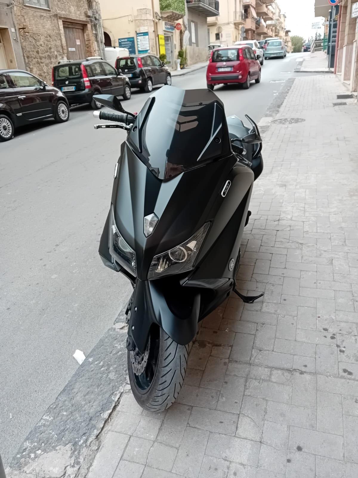Yamaha TMAX 530 Sport