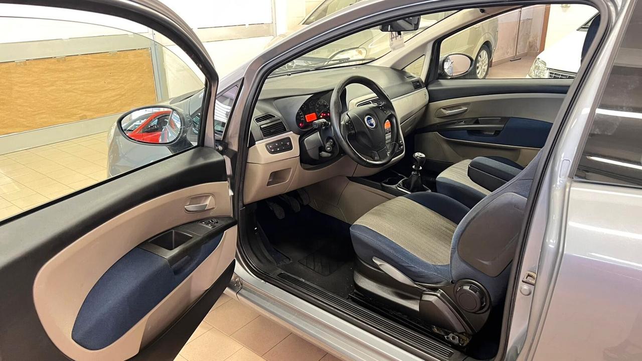 Fiat Grande Punto 1.3 MJT 90 CV 3 porte Emotion