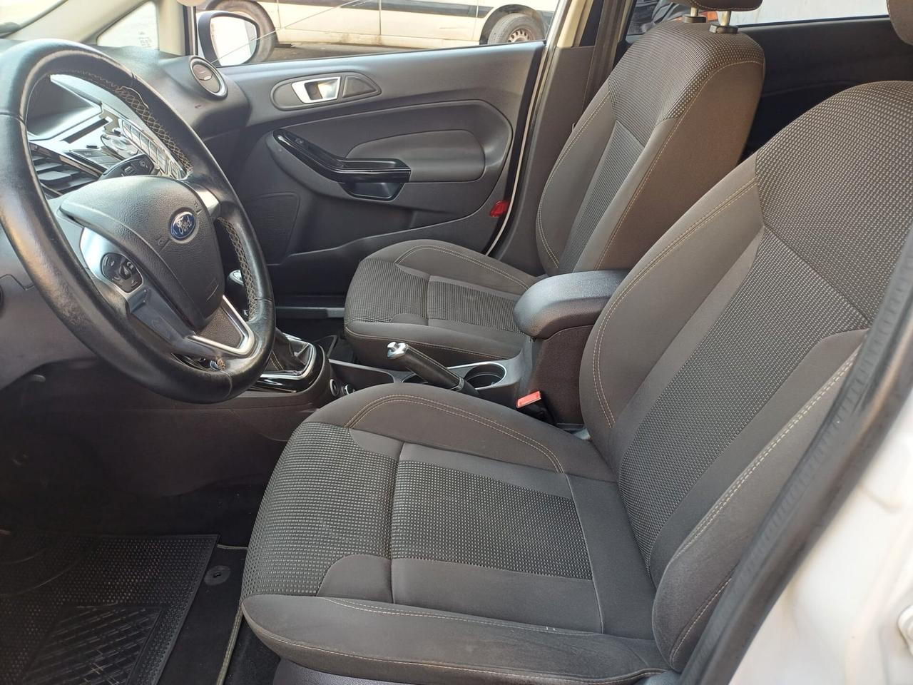 Ford Fiesta GPL DI SERIE Titanium Perfetta - 2017