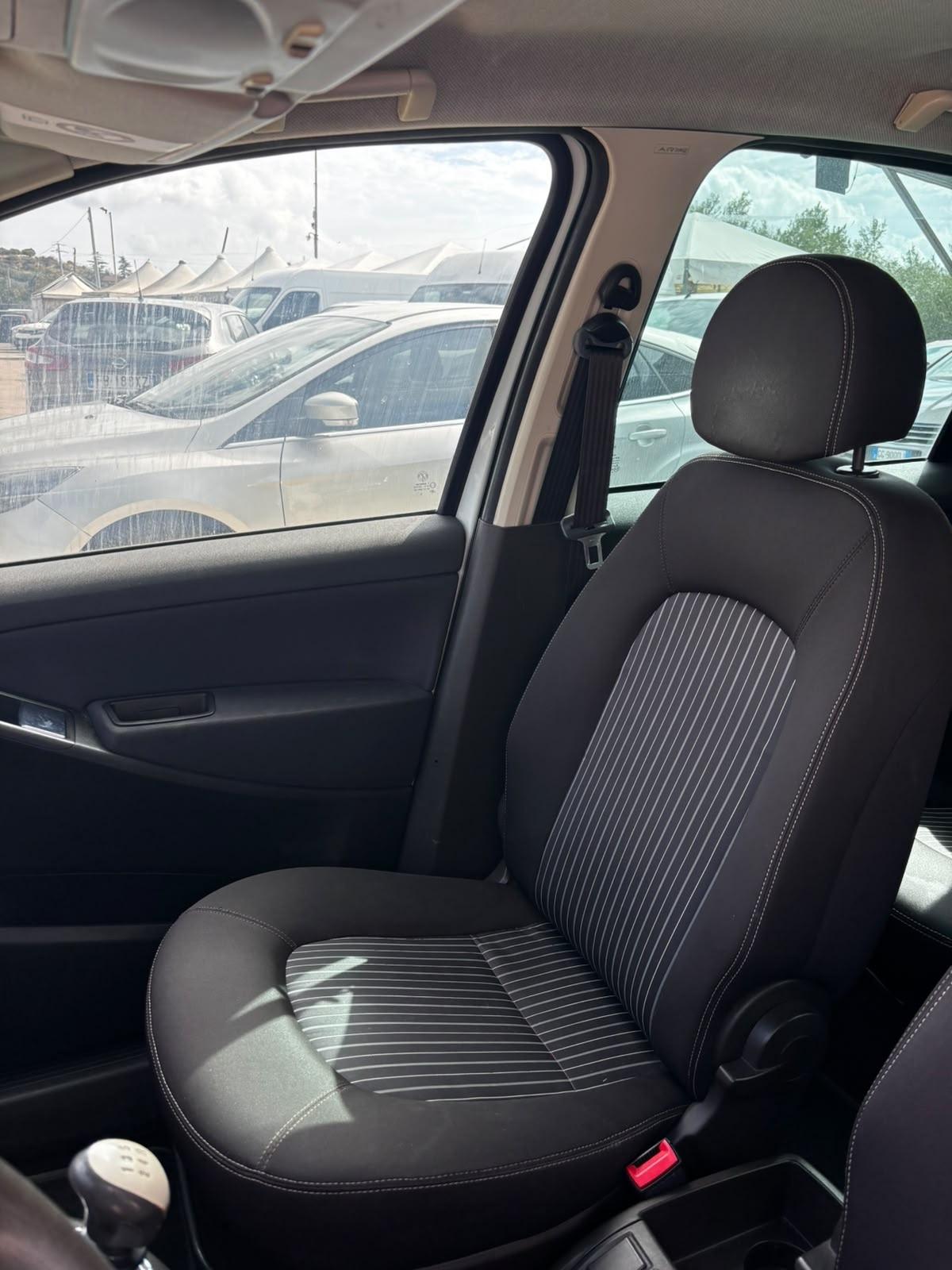 Lancia MUSA 1.4 Argento Ecochic GPL