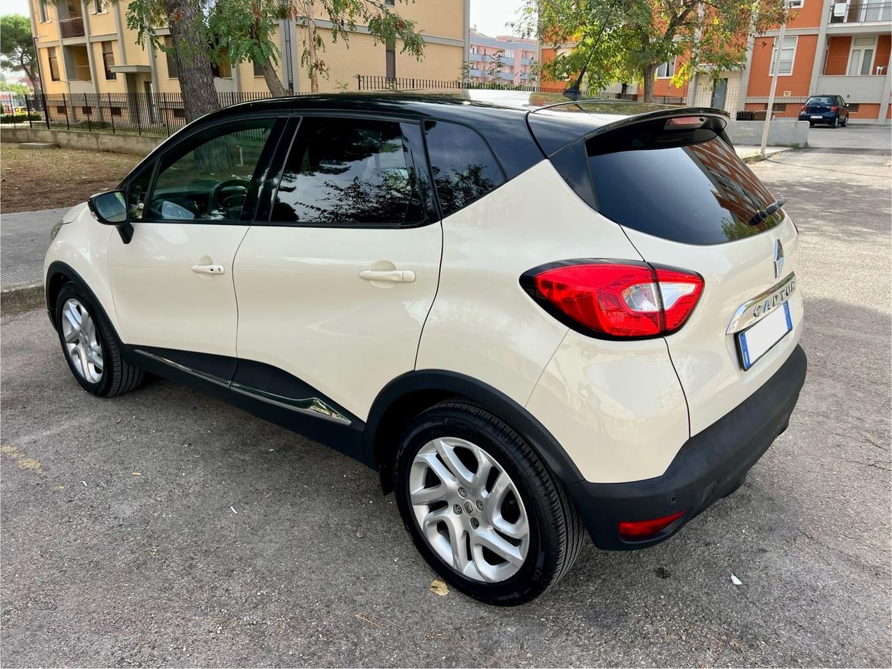 Renault Captur 1.5 dCi 8V 90 CV EDC Start&Stop Intens