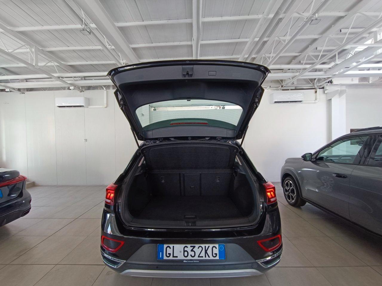 Volkswagen T-Roc 1.0 tsi STYLE 110cv UFFICIALE VOLKSWAGEN