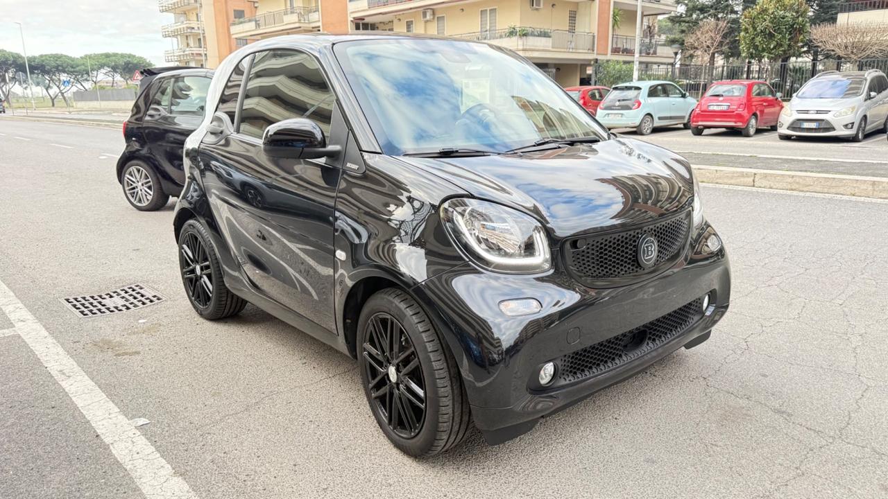 Smart ForTwo 90 0.9 Turbo twinamic Prime LED NAVI JBL KAMERA RADAR PACK BRABUS PANORAMA PDC