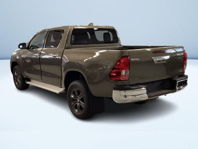 Toyota Hilux 2.4D M DC 4WD LNG MY23