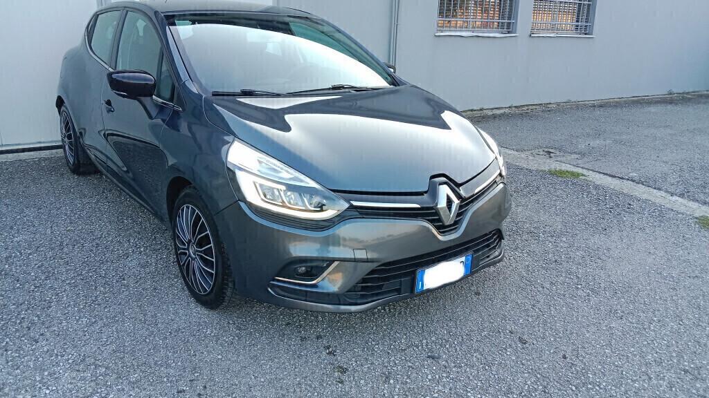Renault Clio 1.5 dci Moschino Zen - euro 6 -