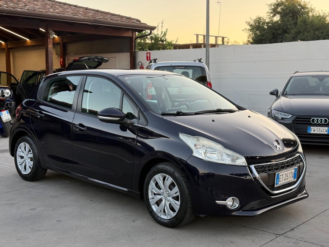 Peugeot 208 2014 140 mila km